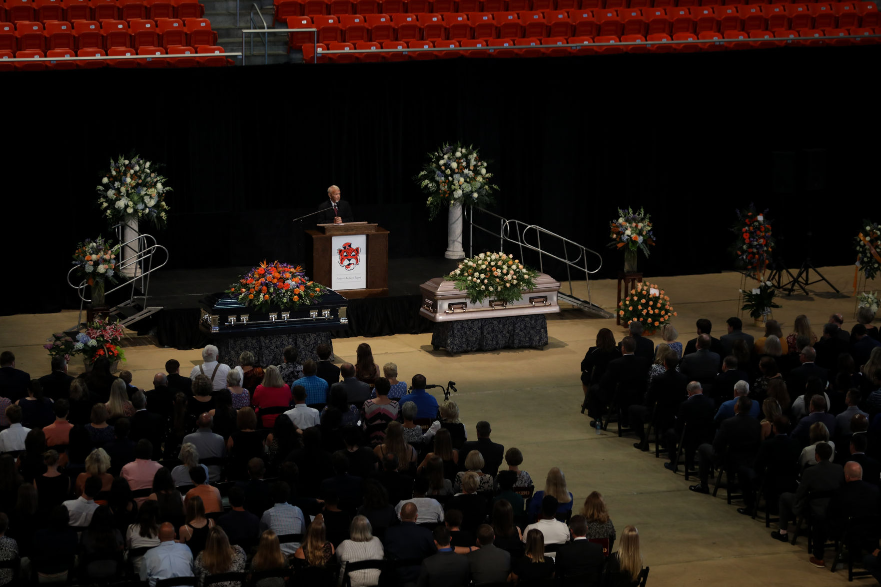 A community remembers Rod and Paula Bramblett at their memorial service